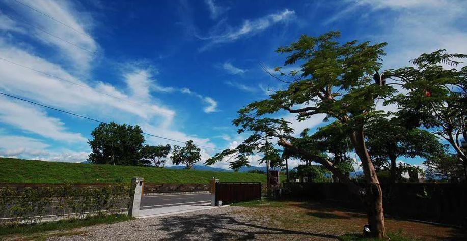 March 3 B&B Yilan La Đông Ngoại thất bức ảnh